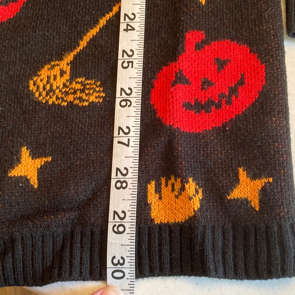 Disney Hocus Pocus Black Cardigan with Halloween Motifs - Picture 9 of 9